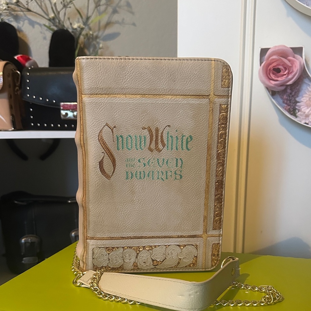 Loungefly Cream and Gold Snow White Crossbody Bag